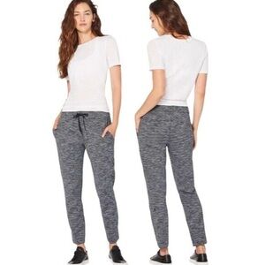 Lululemon On The Fly Pant Dark Heather Grey Size 4
